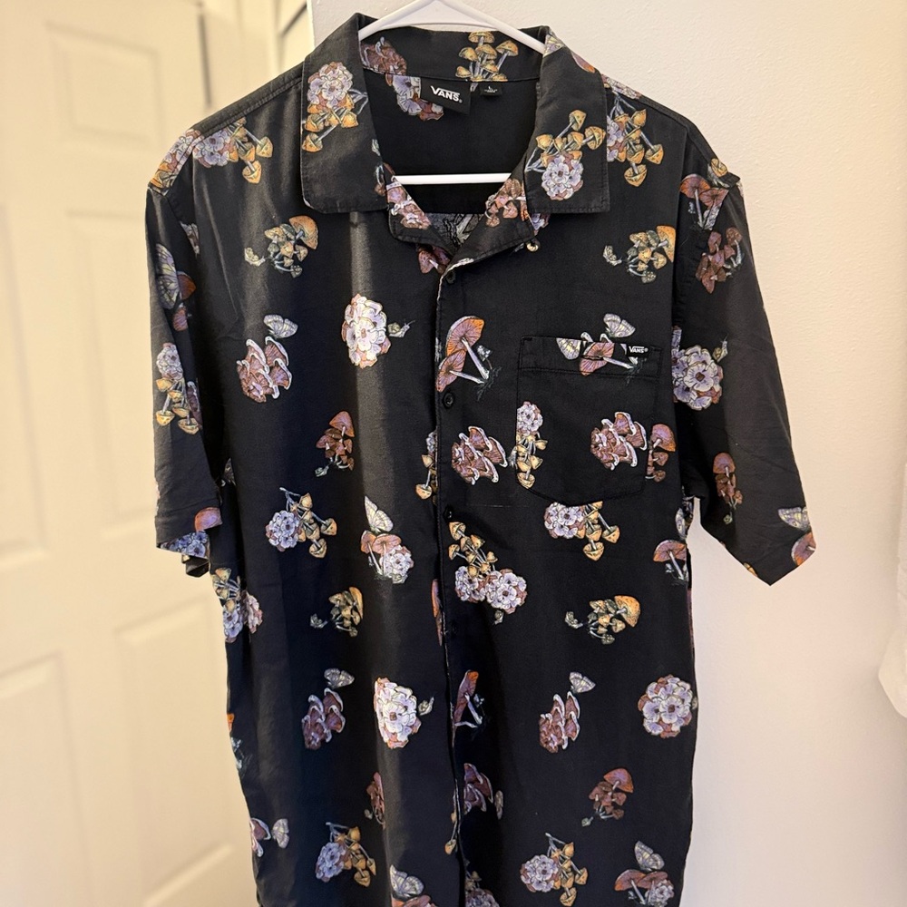 Vans Black Floral Men's Button Down Shirt Size L - Picture 6 of 9